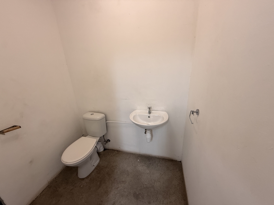 To Let Commercial Property for Rent in Rivergate Western Cape